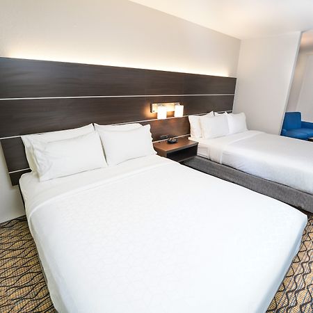 Holiday Inn Express And Suites Springfield Medical District By Ihg Eksteriør billede