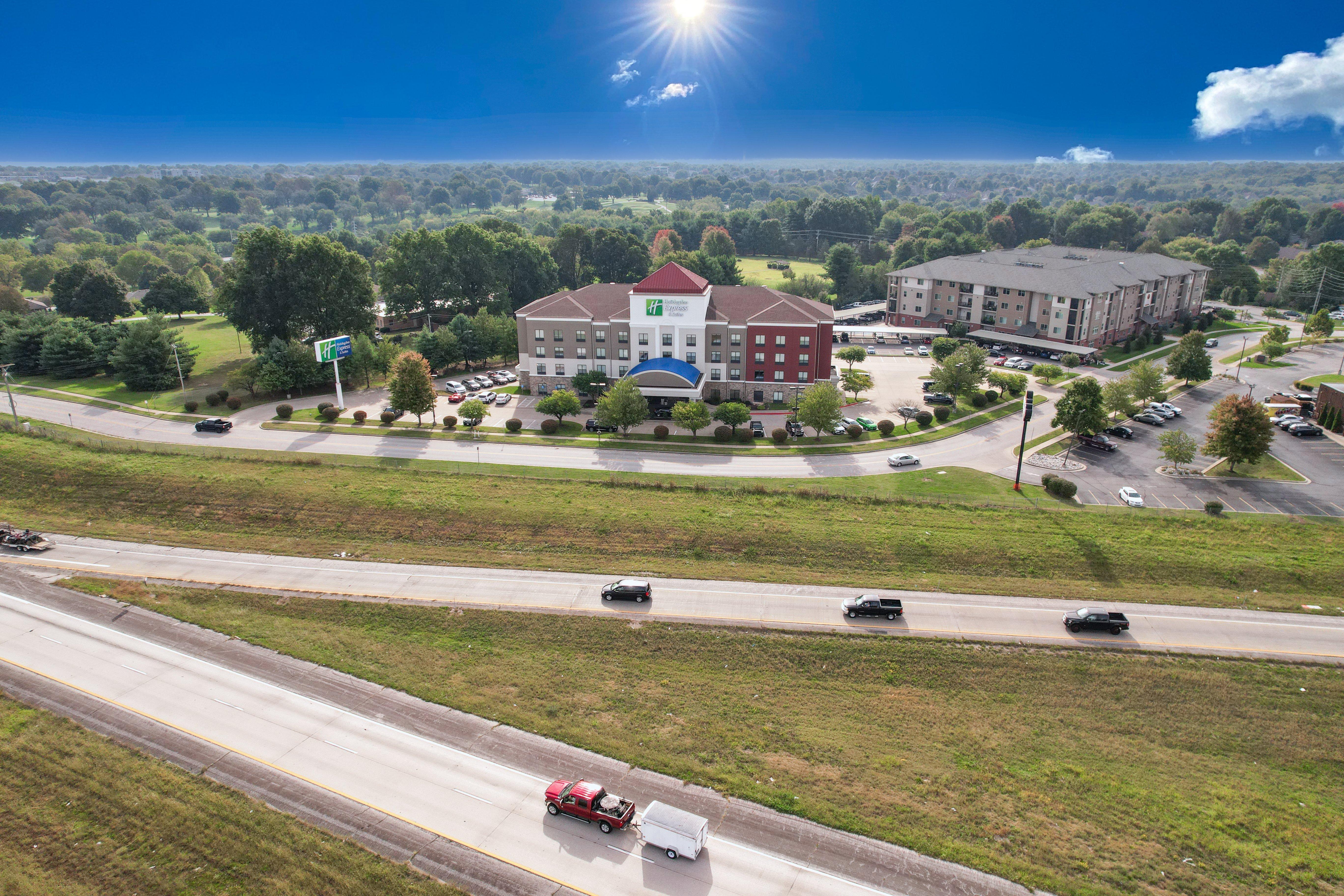 Holiday Inn Express And Suites Springfield Medical District By Ihg Eksteriør billede